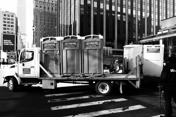 Portable Toilet Options We Offer in Pontiac, IL